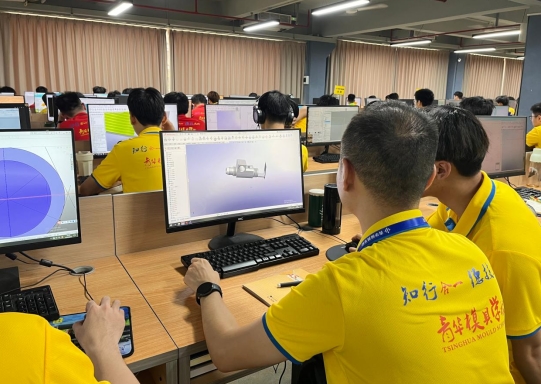 为什么很多大学生毕业以后，越努力越迷茫？